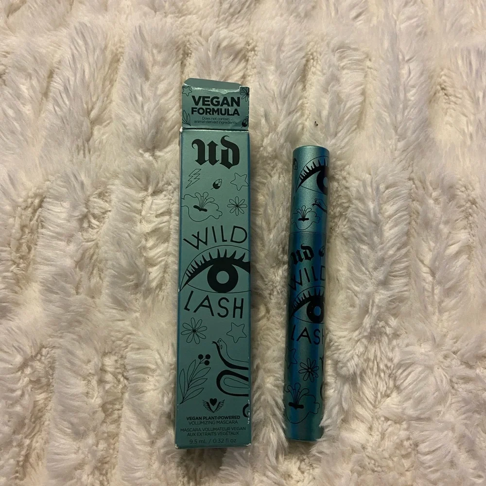 Urban Decay Wild Lash Mascara - Picture 1 of 3